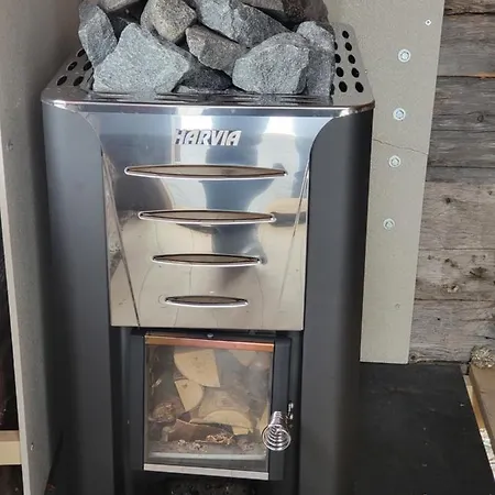 Pajala, Talo Aavan Reunalla * Nivala