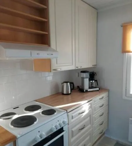 Pajala, Talo Aavan Reunalla Apartament *